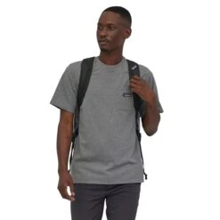 Patagonia Black Hole Duffel 40L Fitz Roy Patchwork: Nouveau Green 10 Patagonia Black Hole Duffel 40L Fitz Roy Patchwork: Nouveau Green -Samsonite || American Tourister || Eagle Creek Winkel image 3896