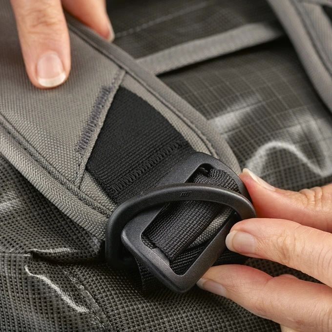 Patagonia Black Hole Duffel 40L Fitz Roy Patchwork: Nouveau Green 7 Patagonia Black Hole Duffel 40L Fitz Roy Patchwork: Nouveau Green - Afbeelding 5