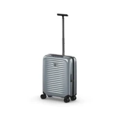Victorinox Airox Global Hardside Carry-On Silver 18 Victorinox Airox Global Hardside Carry-On Silver -Samsonite || American Tourister || Eagle Creek Winkel image 929